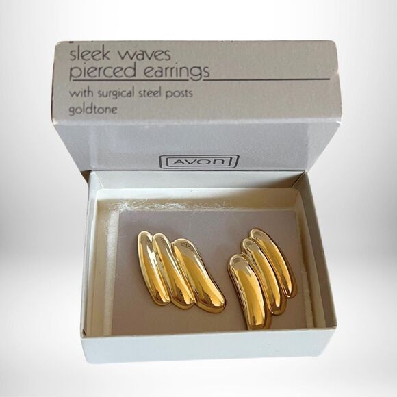 RARE Vintage 1987 "Sleek Waves" Goldtone Earrings - Dimensional - Avon NIB - Picture 3 of 4